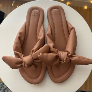 A New Day - Adley Bow Flip Flop Sandals - Tan 8.5